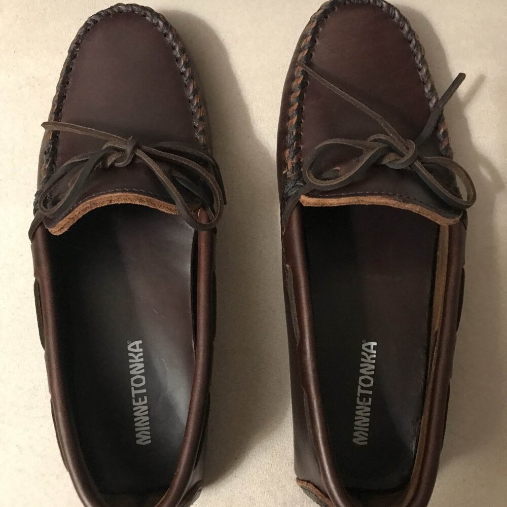 Minnetonka Dark Brown Classic Driver